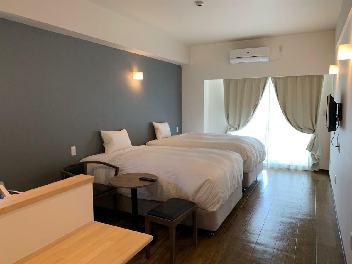 Mr.Kinjo Inn Tomigusuku Dış mekan fotoğraf